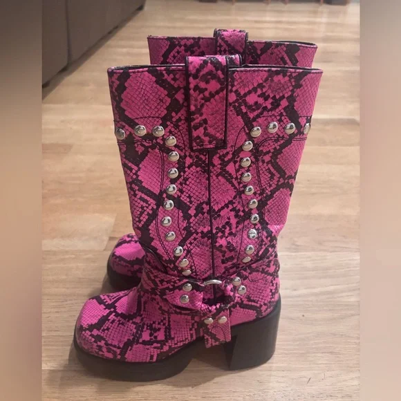 Pink Snakeskin Studded Platform Ankle Boots Chunky Heel. + size 8 - Picture 4 of 11